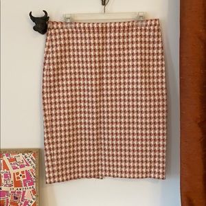 Lined j crew pencil skirt, geometric, size 6